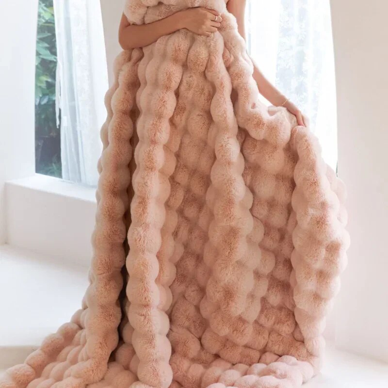 Luxurious Imitation Rabbit Fur Blanket - Experience Ultimate Comfort & Warmth